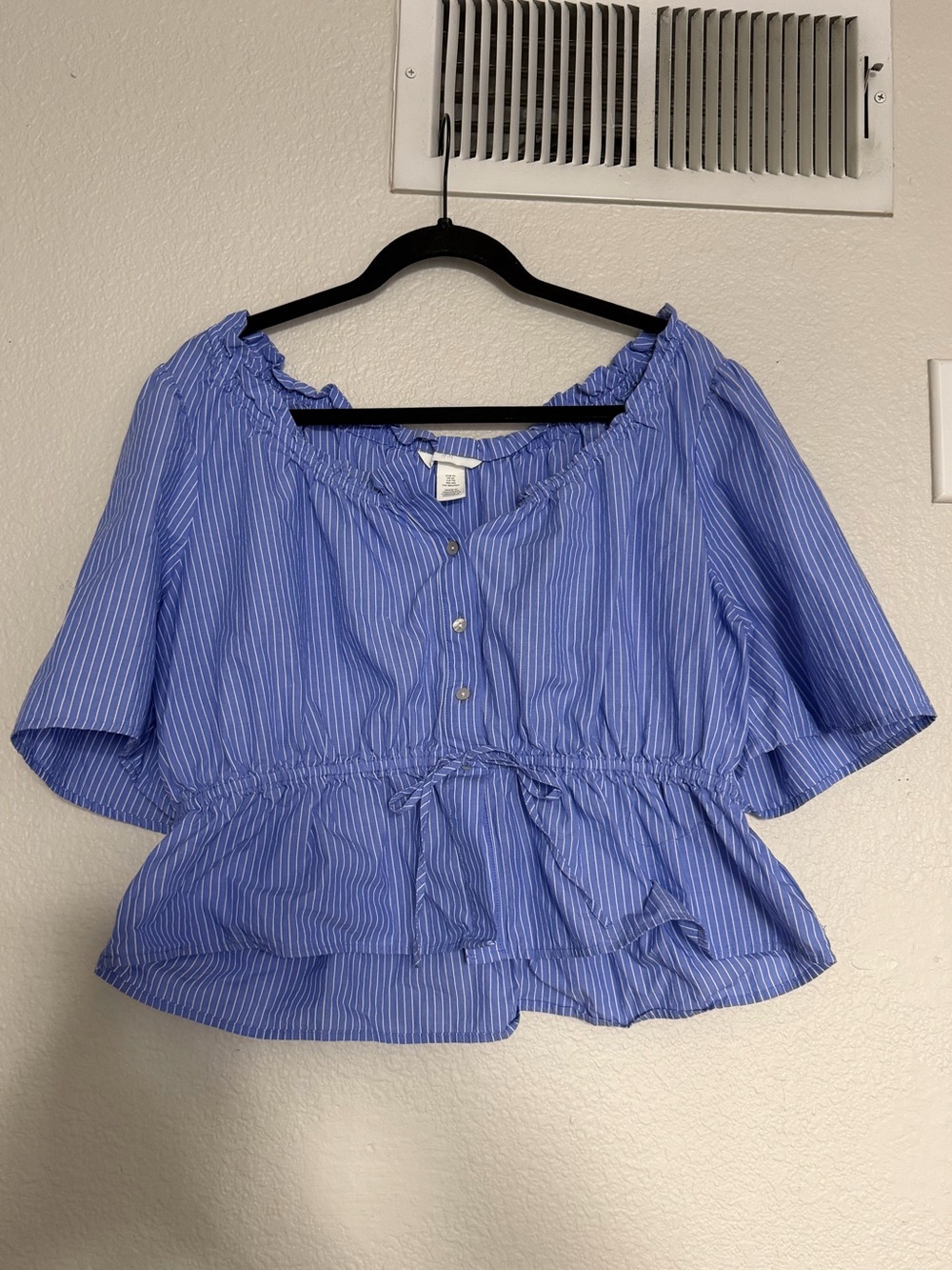 NEVER WORN Blue & White Pinstripe Blouse